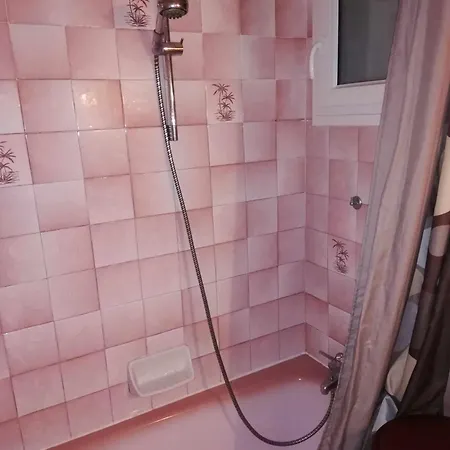 Quarto em Acomodações Particulares Chambre&table D'hôte à 5 Min De La Gare Matabiau