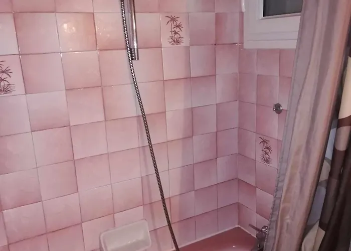 民宿 & Table D'hote A 5 Min De La Gare Matabiau